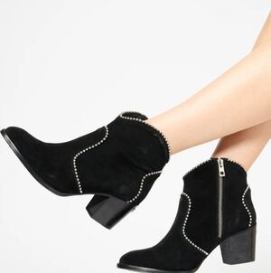 Zadig & Voltaire Molly Black Suede Studded Western Ankle Boots Sz US 7 Bohemian